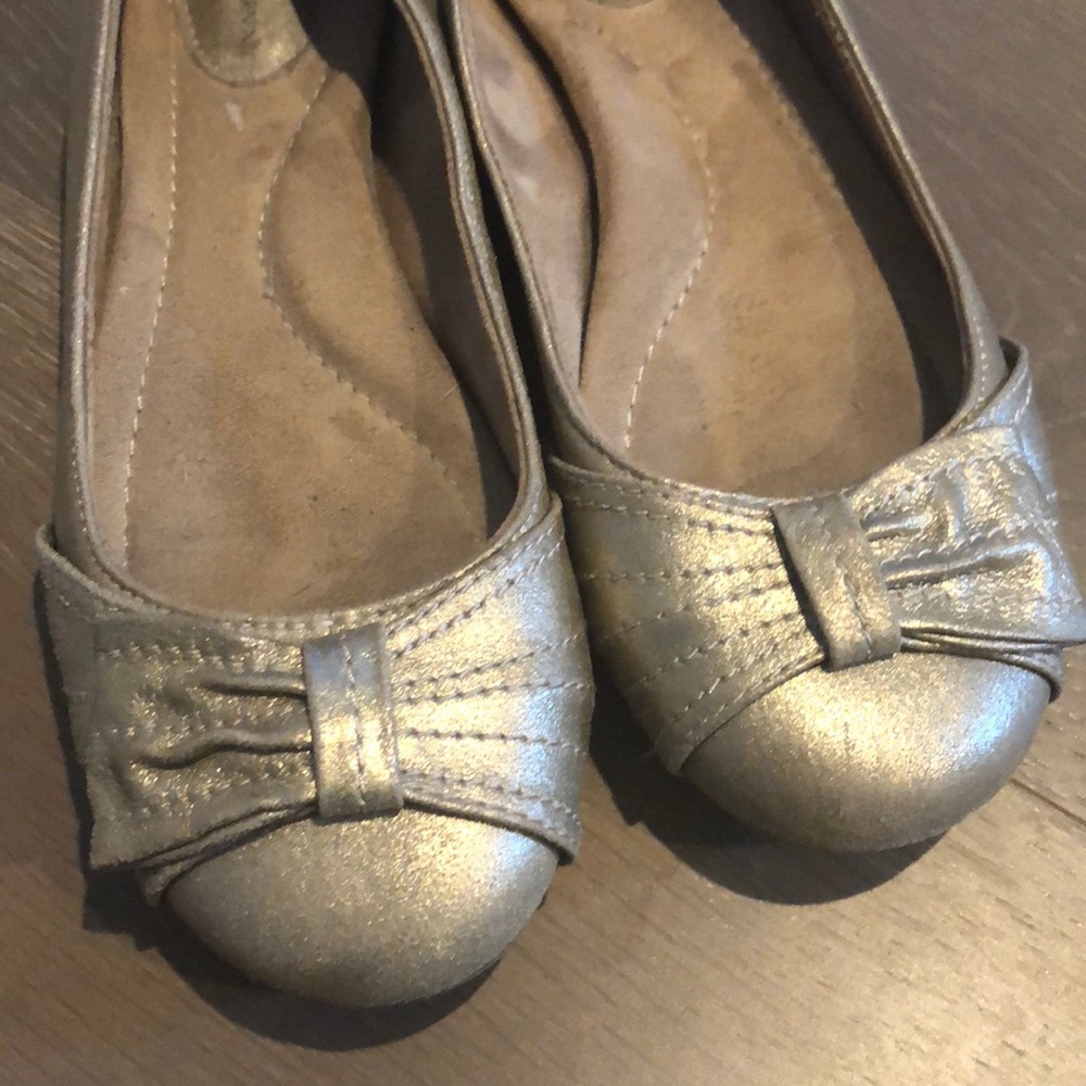 Comfy flats